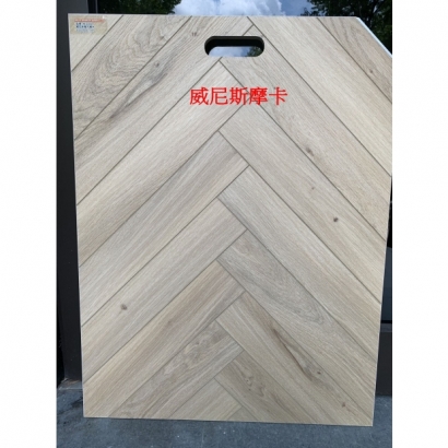 S__145375240_0.jpg